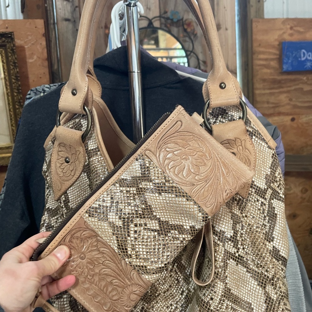 Sts handbag and matching wallet clutch